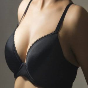 Breast Augmentation vs Lift: Which to Choose?