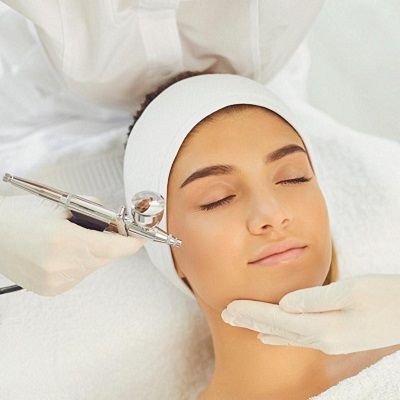 Do Oxygen Facials Help to Clean Out Pores?